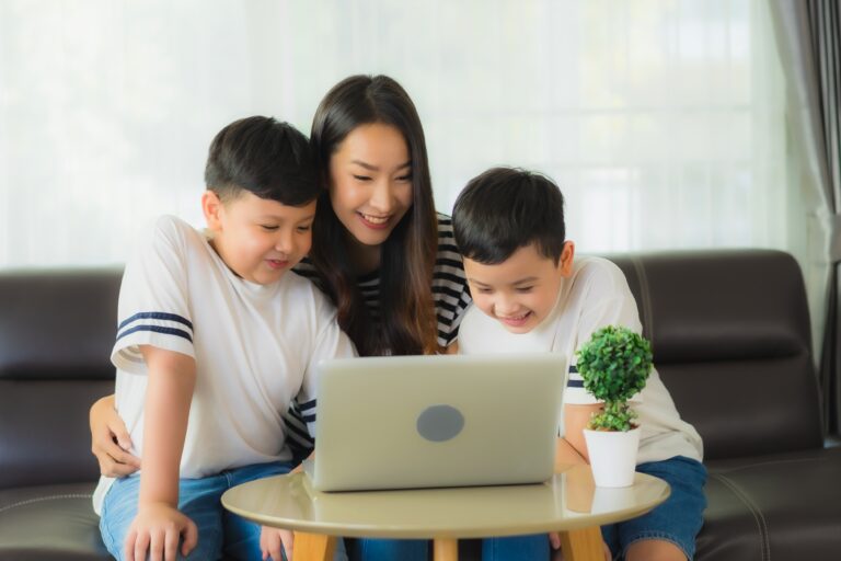 Choosing a School in Singapore: A Comprehensive Guide to Navigating Educational Options and Making Informed Decisions
